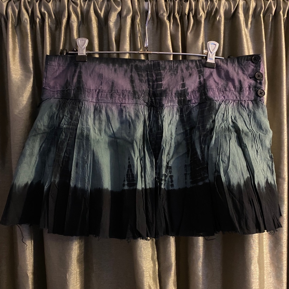 Tye die mini skirt